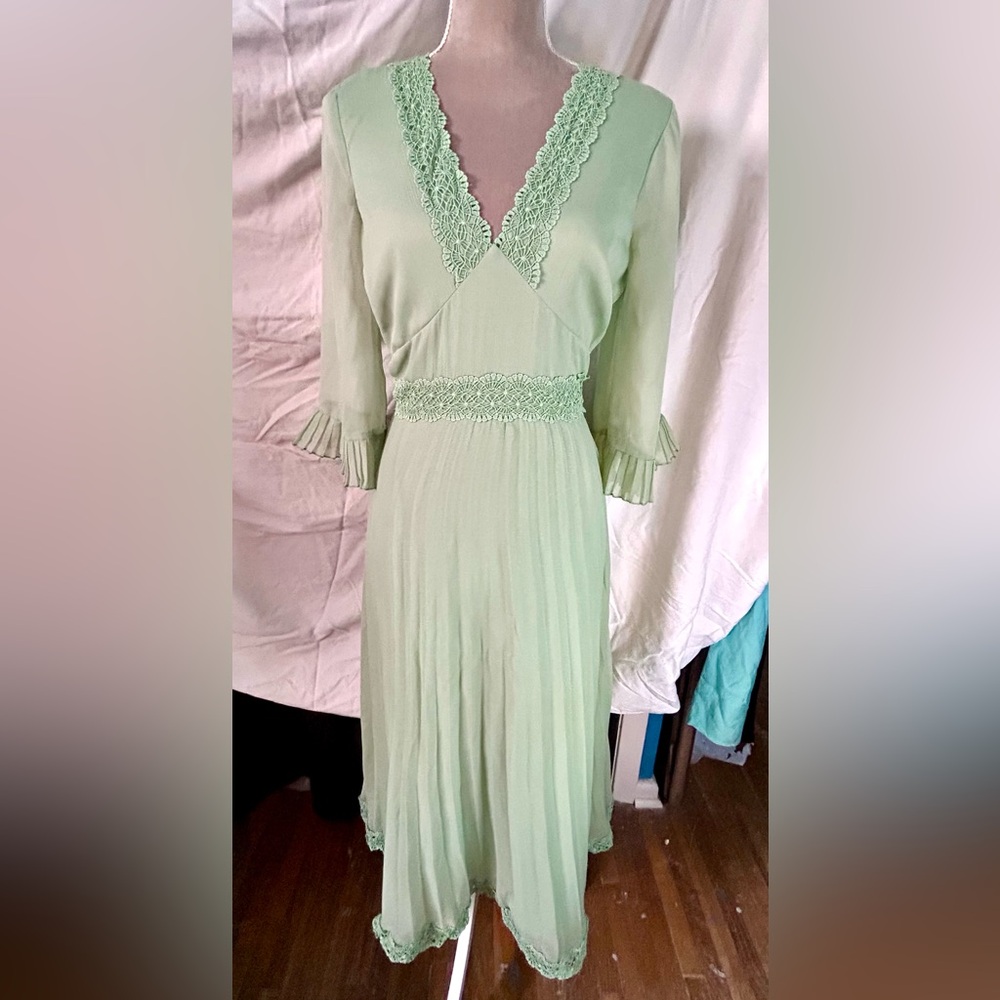 ASOS Mint Green Lace Trimmed Accordion Midi Dress, Size 6